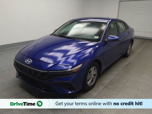 Used 2025 Hyundai Elantra SE FWD image 1