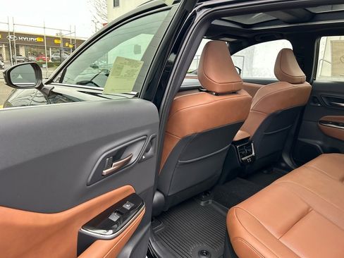 New 2026 Toyota Crown Signia image 11