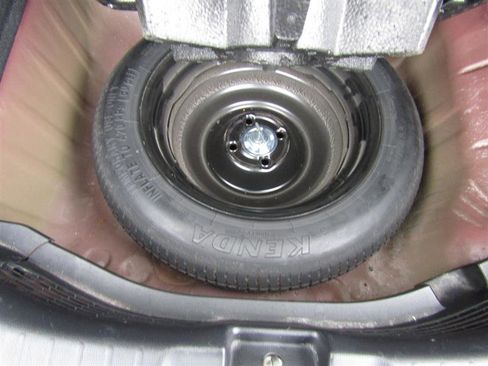 Used 2019 Honda Fit EX image 36