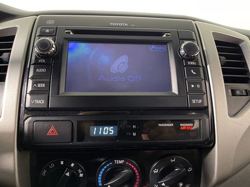 Used 2013 Toyota Tacoma PreRunner w/ SR5 Pkg image 20