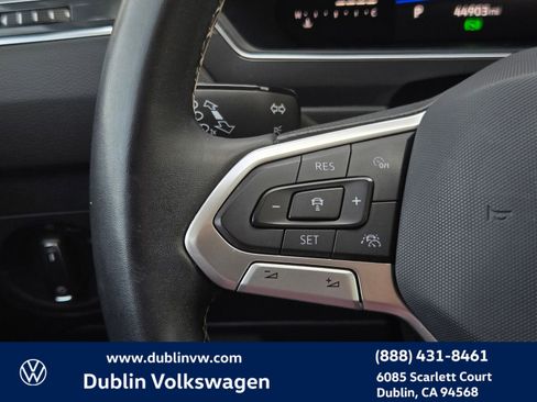 Certified 2023 Volkswagen Tiguan SE image 23