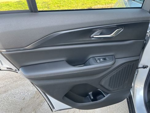 New 2025 Jeep Grand Cherokee Laredo X image 15