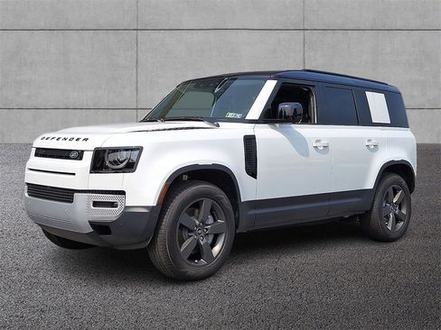 New 2025 Land Rover Defender 110 S image 1