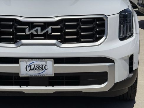 Used 2025 Kia Telluride S AWD/4WD image 8