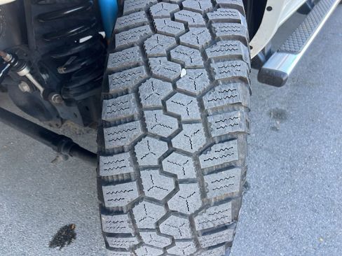 Certified 2017 RAM 2500 Laramie w/ Convenience Group image 30