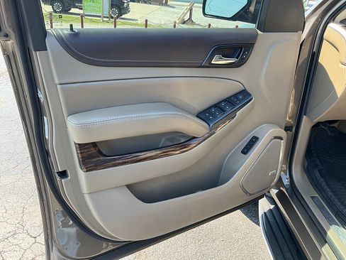 Used 2016 GMC Yukon SLT w/ Open Road Package image 28