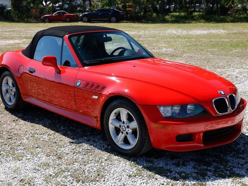 Used 2000 BMW Z3 2.5i image 15