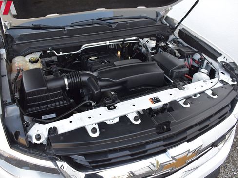 Used 2020 Chevrolet Colorado LT w/ Safety Package image 28