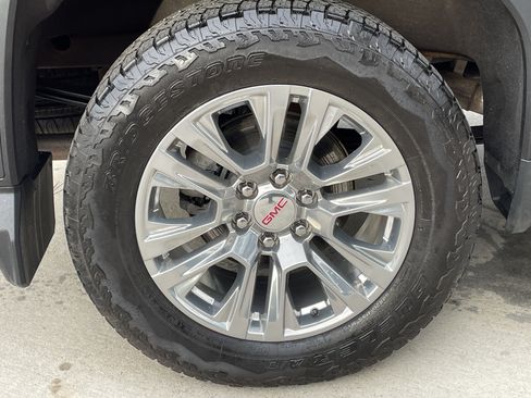 Used 2024 GMC Sierra 1500 Denali w/ Technology Package AWD/4WD image 37