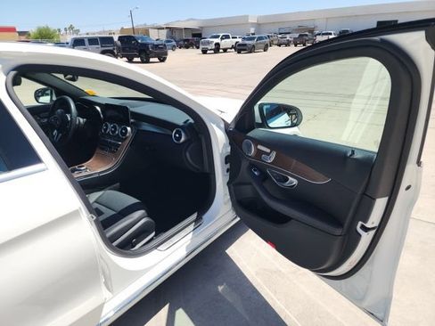 Used 2020 Mercedes-Benz C 300 Sedan image 25