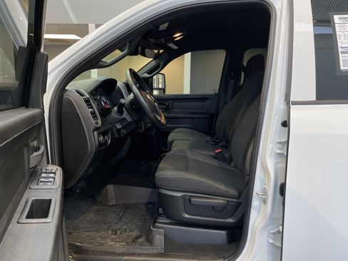 Used 2026 RAM 3500 Tradesman AWD/4WD image 18
