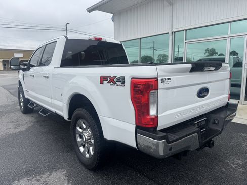 Used 2017 Ford F250 Lariat w/ Chrome Package AWD/4WD image 2