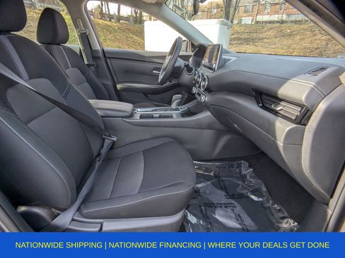 Used 2025 Nissan Sentra SV image 16