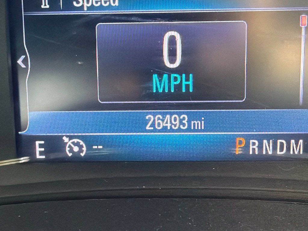 Used 2021 Buick Encore Preferred AWD/4WD image 17