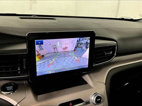 Used 2023 Ford Explorer XLT w/ Equipment Group 202A image 21