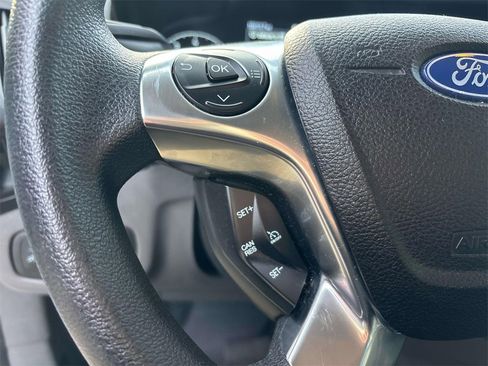 Used 2022 Ford Transit Connect XL image 19