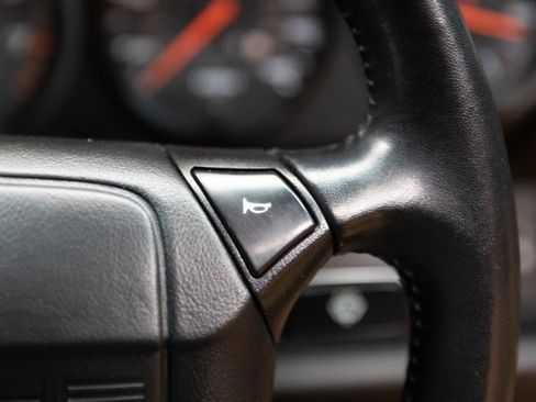 Used 1993 Porsche 911 Carrera RWD image 65