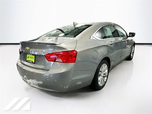 Used 2019 Chevrolet Impala LT image 5