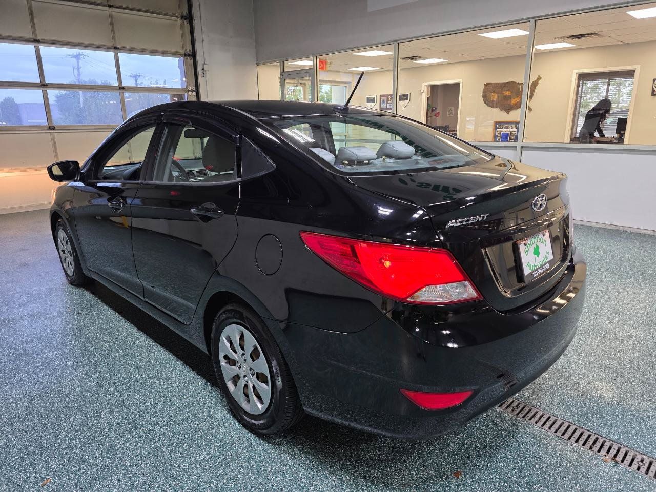 Used 2017 Hyundai Accent SE FWD image 9