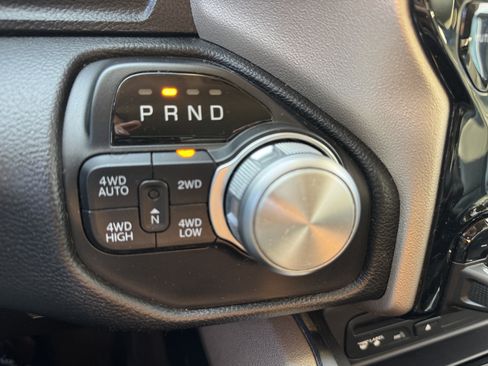 Used 2019 RAM 1500 Laramie AWD/4WD image 15