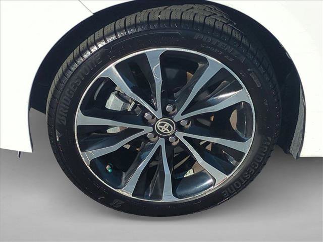 Used 2018 Toyota Corolla SE w/ Carpet Mat Package (TMS) FWD image 23