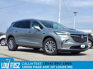 Used 2023 Buick Enclave Essence w/ Trailering Package, 5000 lbs. video 1