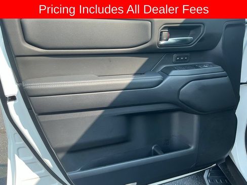 Used 2025 Toyota Land Cruiser w/ Premium Package AWD/4WD image 9