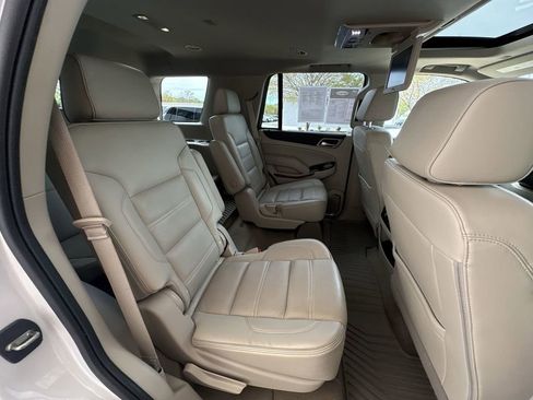 Certified 2020 GMC Yukon Denali w/ Open Road Package AWD/4WD image 28