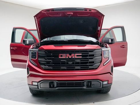 Used 2023 GMC Sierra 1500 Elevation w/ Elevation Premium Package image 16