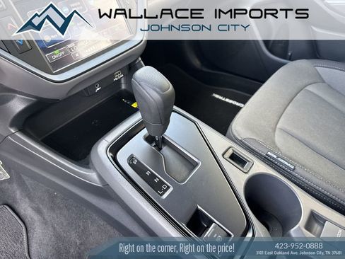 Used 2024 Subaru Crosstrek 2.0i w/ Crosstrek Mirror Package AWD/4WD image 17