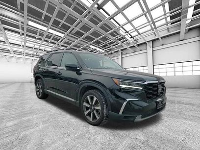 Used 2025 Honda Pilot Touring