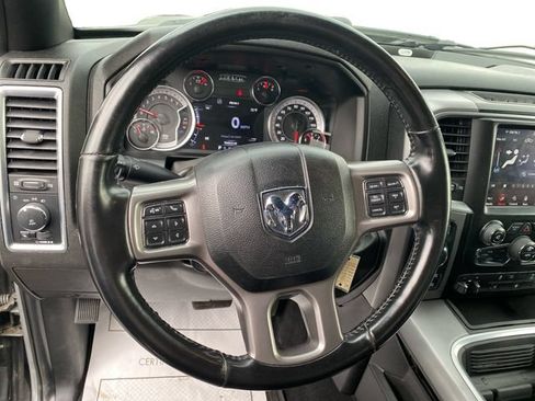 Used 2022 RAM 1500 Classic Warlock w/ Ceramic Grey Warlock Package AWD/4WD image 15