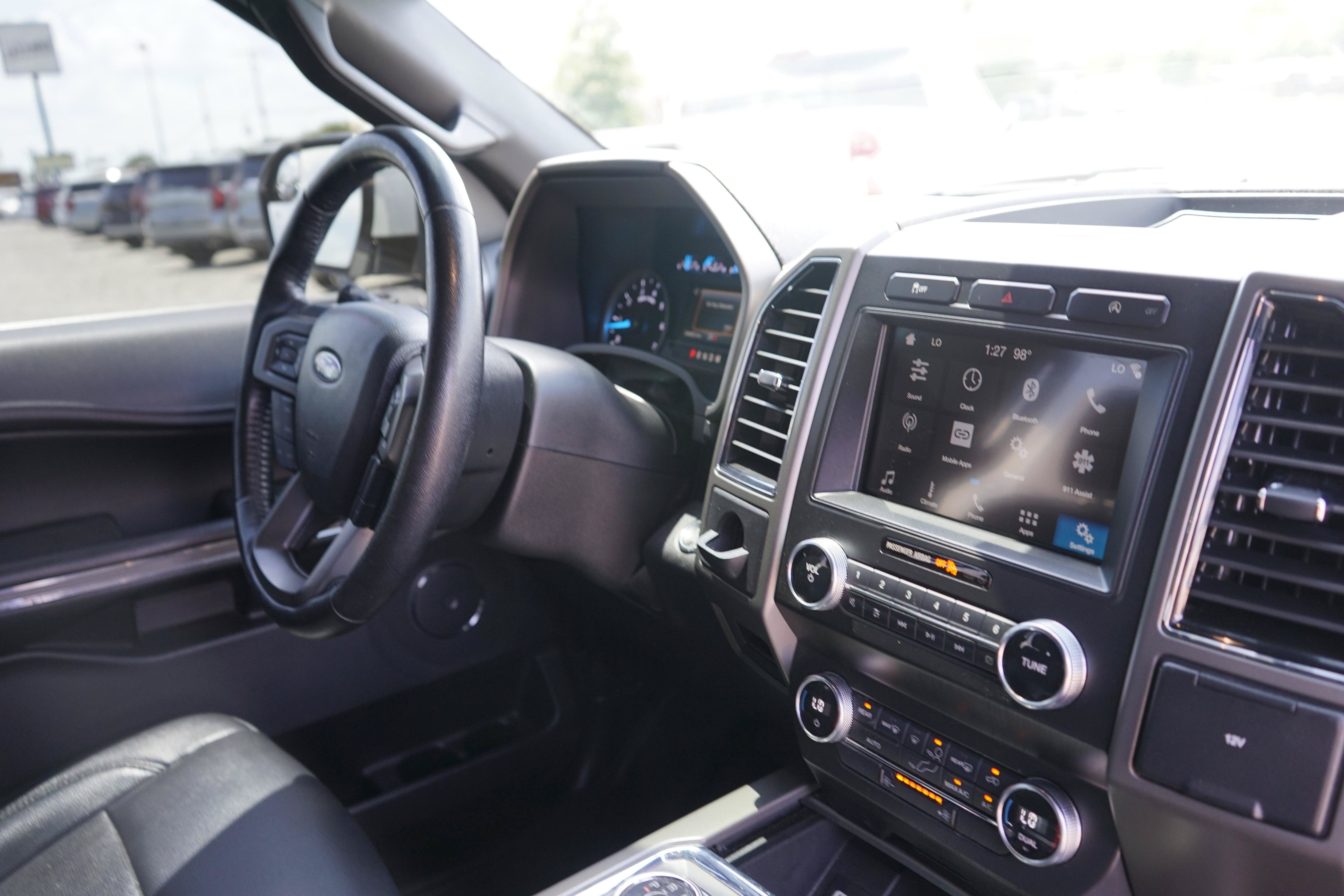 Used 2019 Ford Expedition XLT w/ Equipment Group 201A RWD image 25