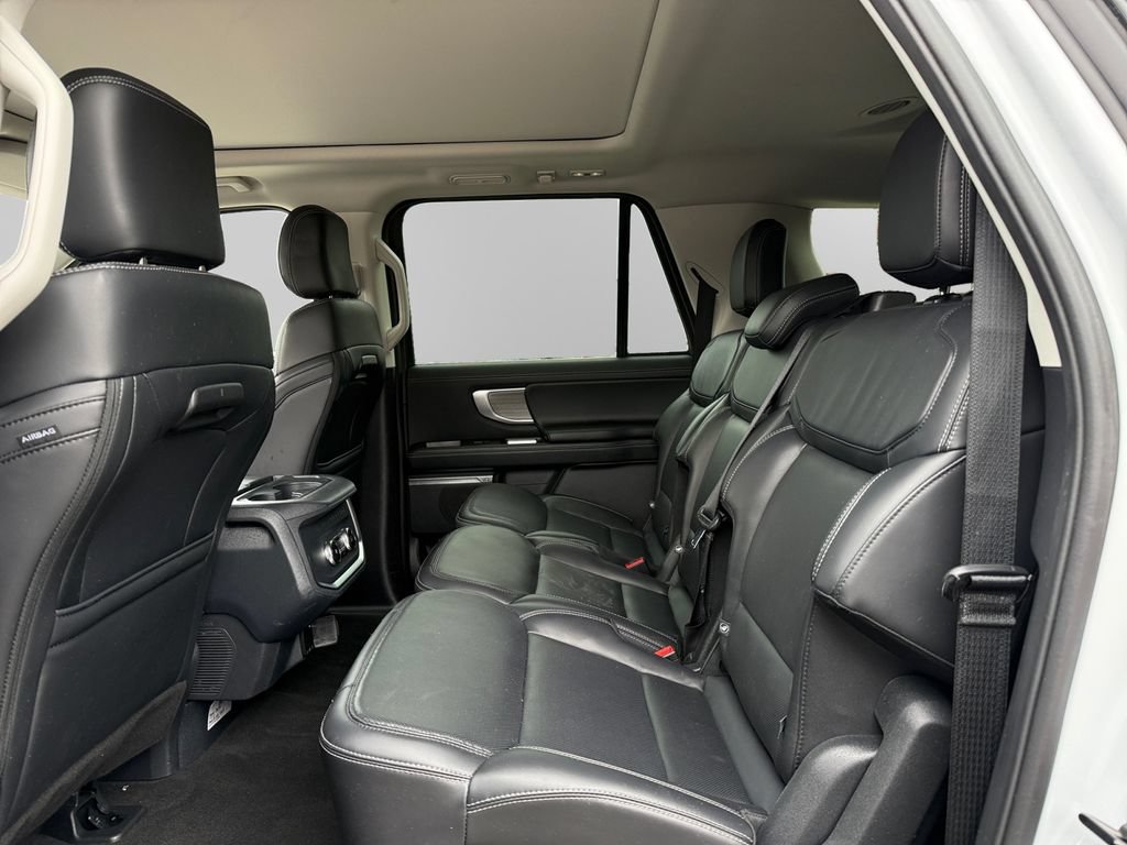 Certified 2025 Ford Expedition Max Platinum AWD/4WD image 15