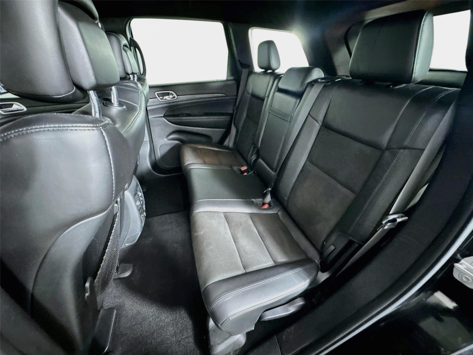 Used 2020 Jeep Grand Cherokee Altitude RWD image 22
