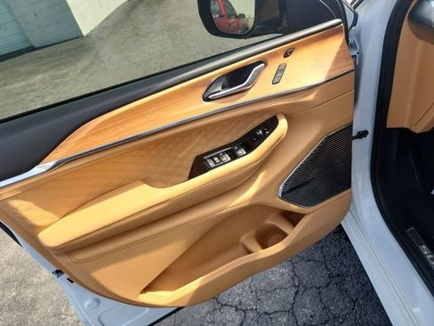 Used 2022 Jeep Grand Cherokee Summit image 18