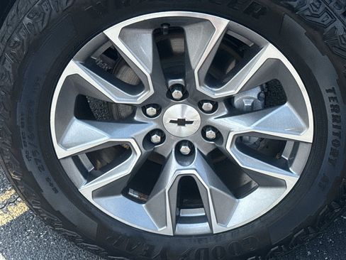 Certified 2020 Chevrolet Silverado 1500 RST AWD/4WD image 11