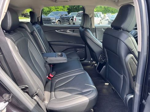 Used 2021 Lincoln Nautilus AWD w/ Equipment Group 101A image 29