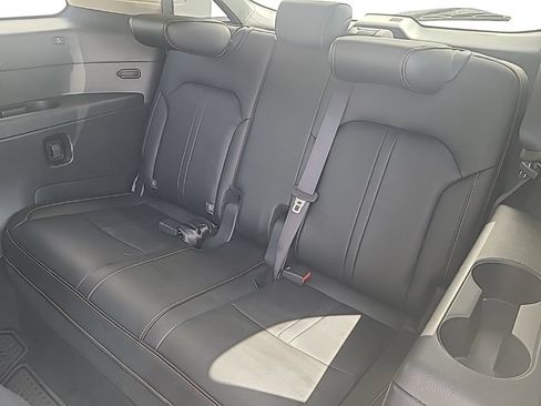 Used 2025 MAZDA CX-90 3.3 Turbo w/ Preferred Package AWD/4WD image 19