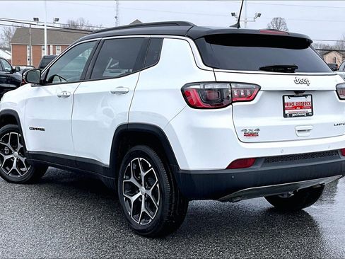 Used 2024 Jeep Compass Limited image 9