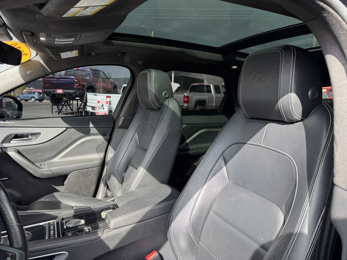 Used 2020 Jaguar F-PACE S AWD/4WD image 11
