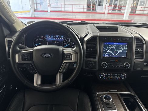 Used 2020 Ford Expedition Platinum AWD/4WD image 16