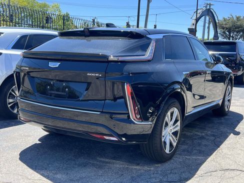 Certified 2024 Cadillac Lyriq Tech w/ Driver Assist Package AWD/4WD image 6