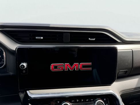 Used 2023 GMC Sierra 1500 Denali w/ Technology Package image 25