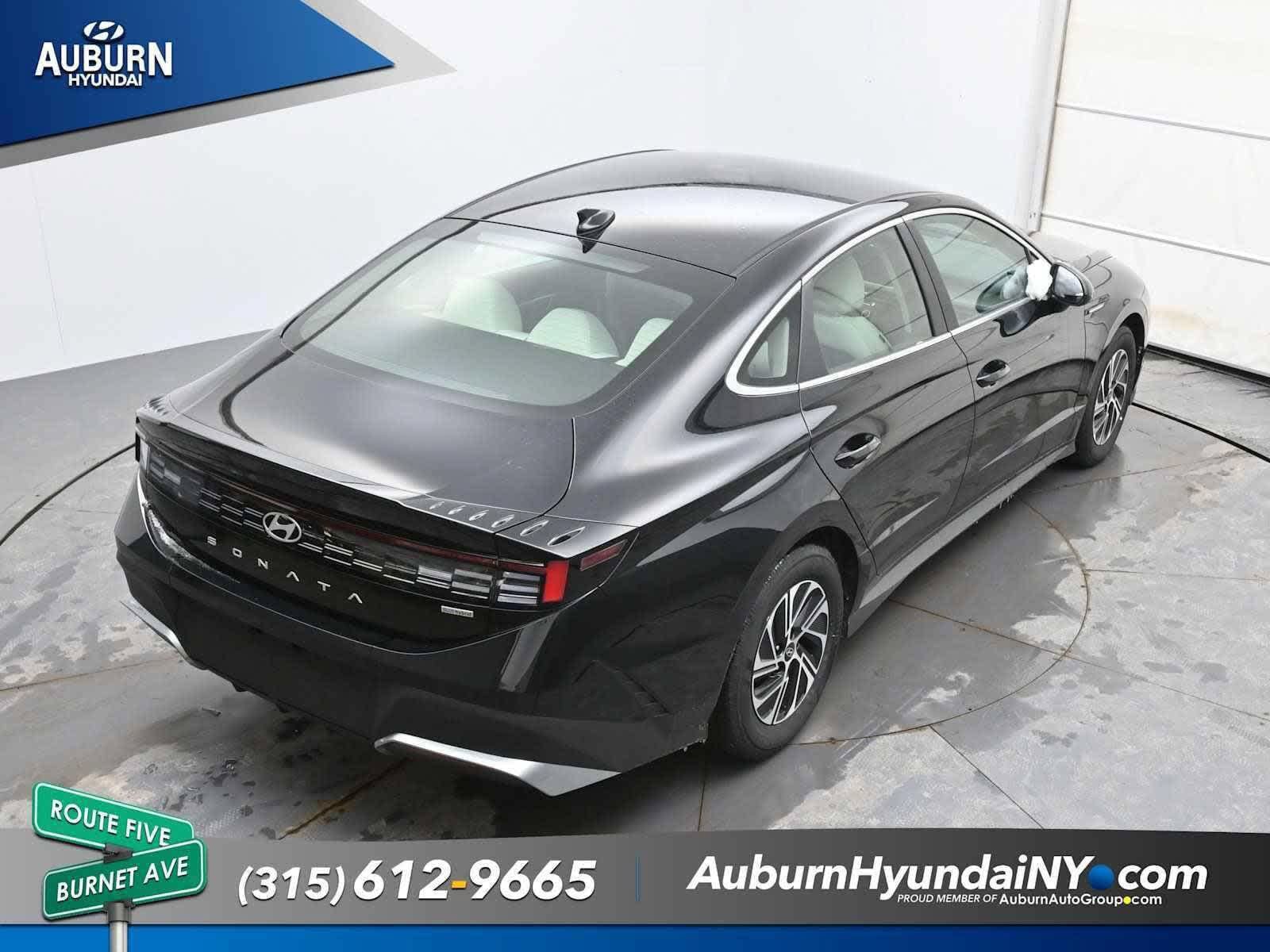 New 2026 Hyundai Sonata Blue FWD image 26