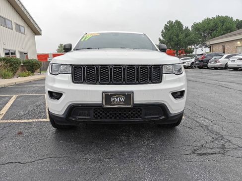 Used 2017 Jeep Grand Cherokee Limited AWD/4WD image 8