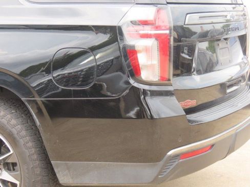 Used 2022 Chevrolet Tahoe Z71 AWD/4WD image 14