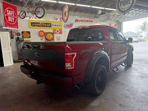 Used 2017 Ford F150 XLT w/ Equipment Group 302A Luxury image 6