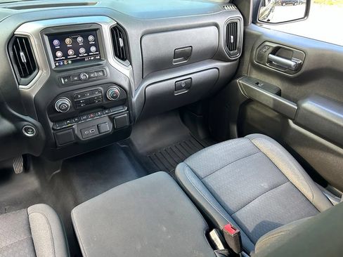 Used 2022 Chevrolet Silverado 1500 Custom RWD image 12