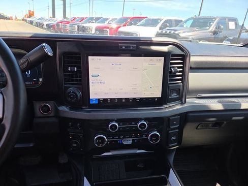 Used 2025 Ford F350 Platinum AWD/4WD image 18
